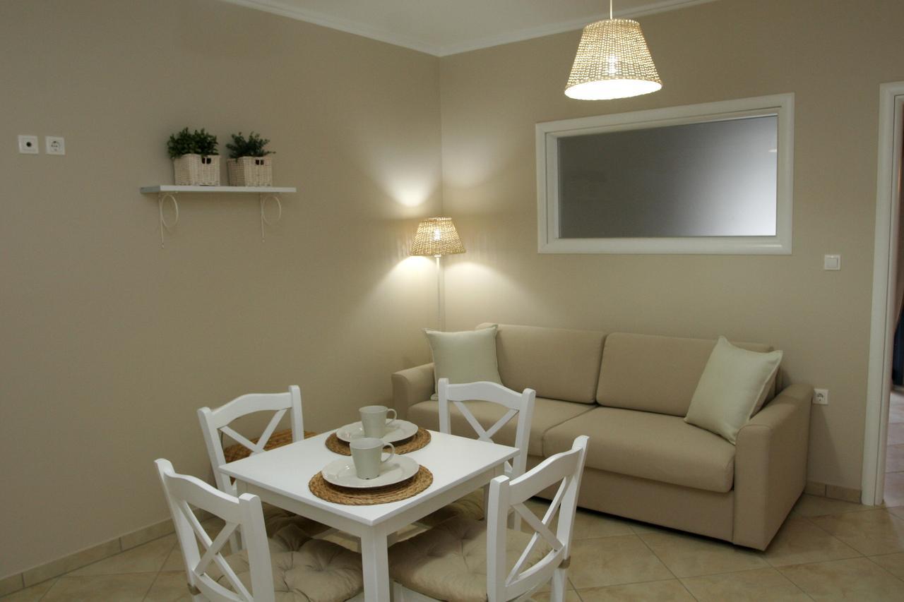 Boutique Hotel Iasmos ตริโซเนีย ภายนอก รูปภาพ