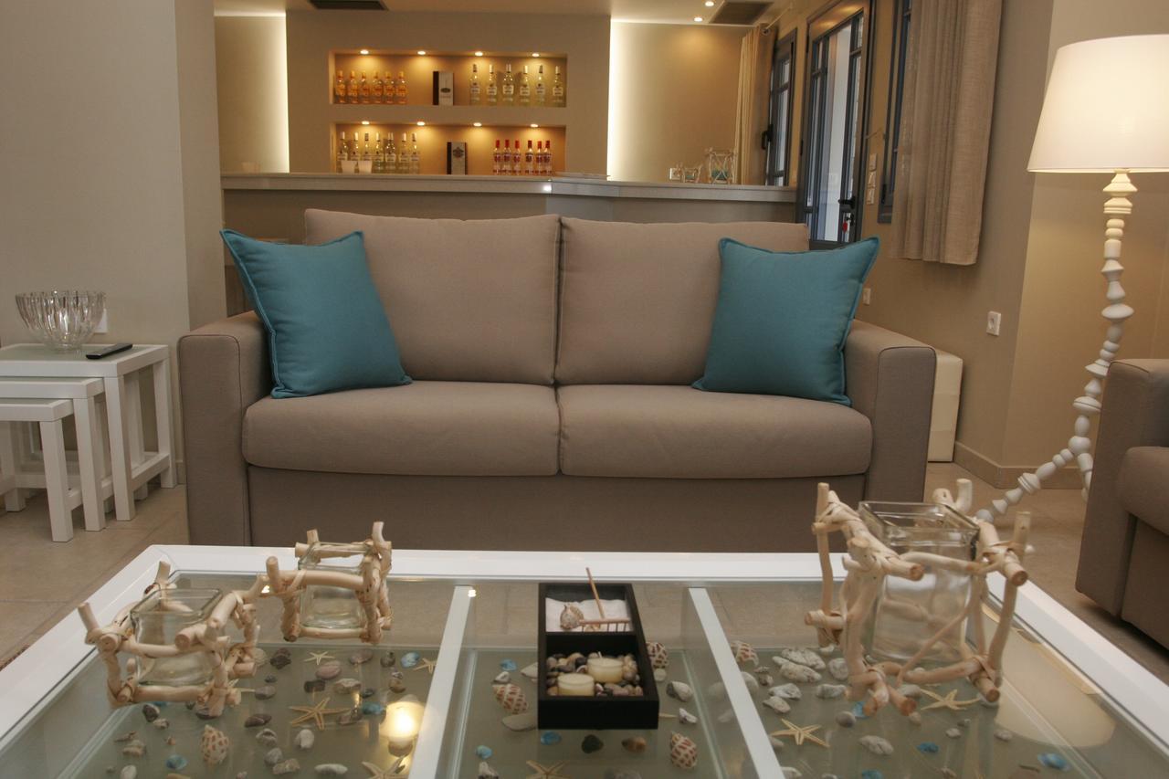 Boutique Hotel Iasmos ตริโซเนีย ภายนอก รูปภาพ