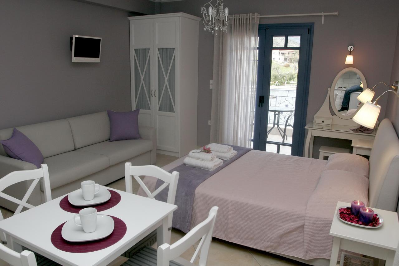 Boutique Hotel Iasmos ตริโซเนีย ภายนอก รูปภาพ