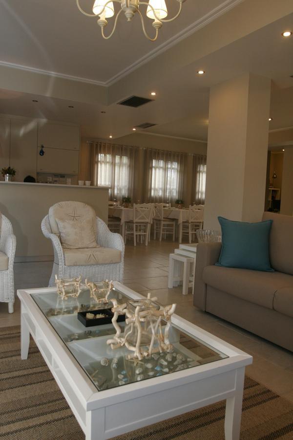 Boutique Hotel Iasmos ตริโซเนีย ภายนอก รูปภาพ