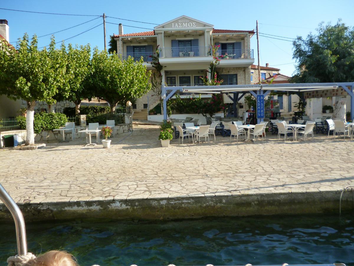 Boutique Hotel Iasmos ตริโซเนีย ภายนอก รูปภาพ